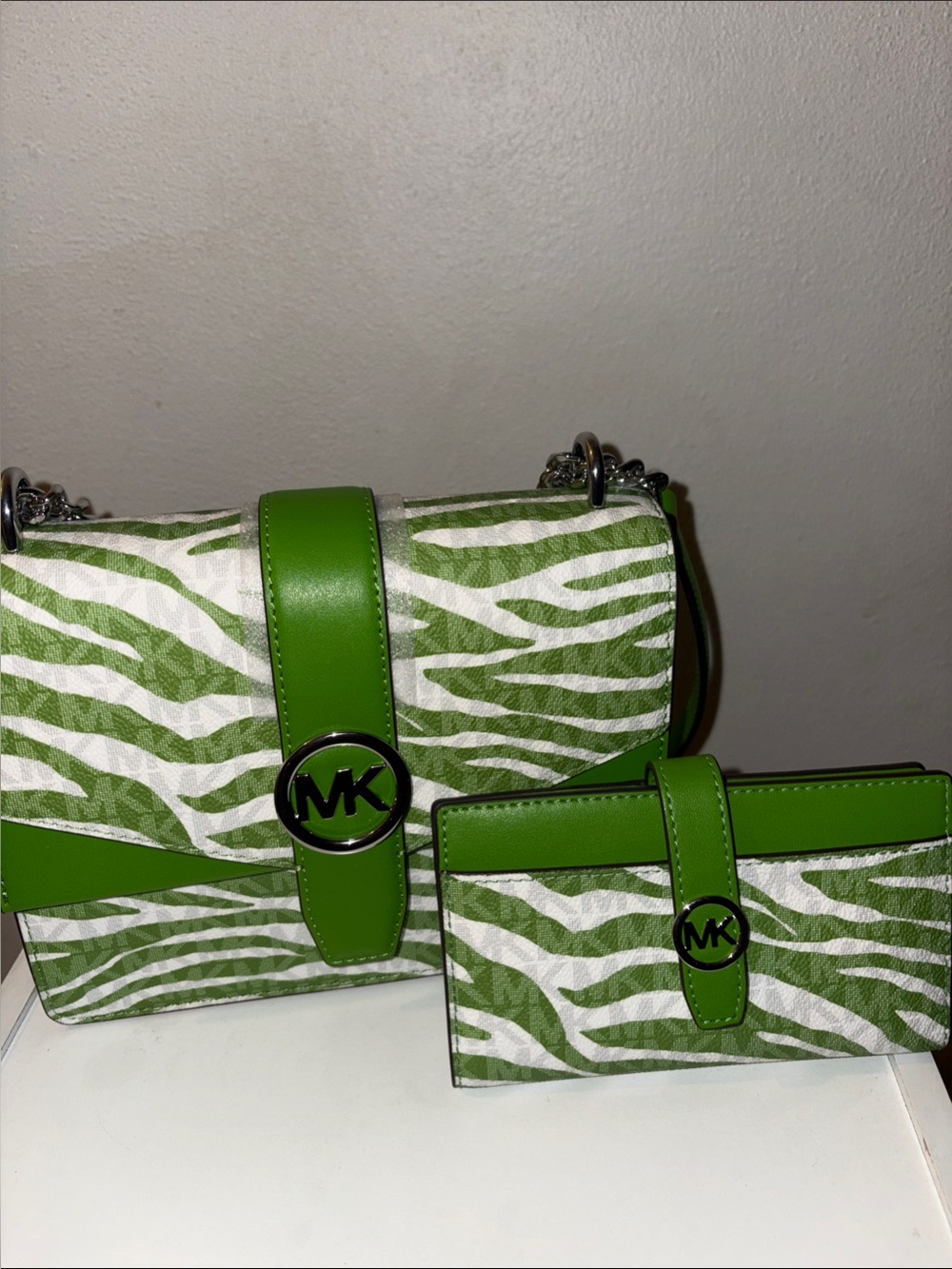 Michael Michael Kors Greenwich jungle Green Zebra print Bag w/Matching Wallet